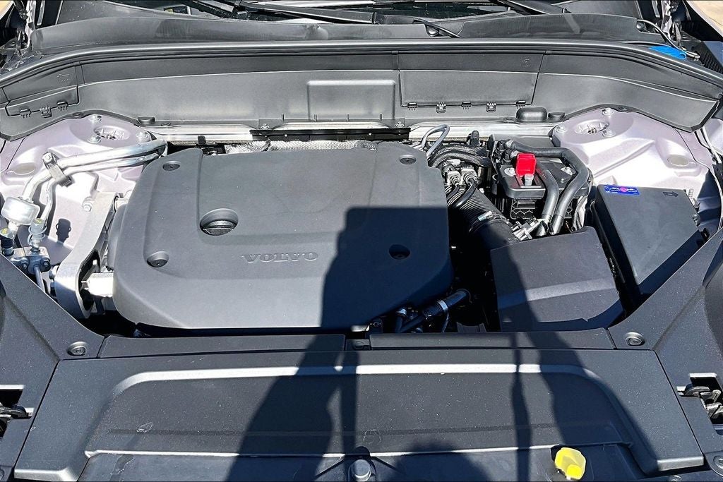 2026 Volvo XC90 B6 Plus 7-Seater