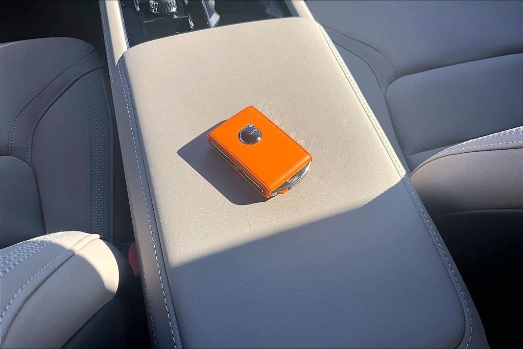 2026 Volvo XC90 B6 Plus 7-Seater