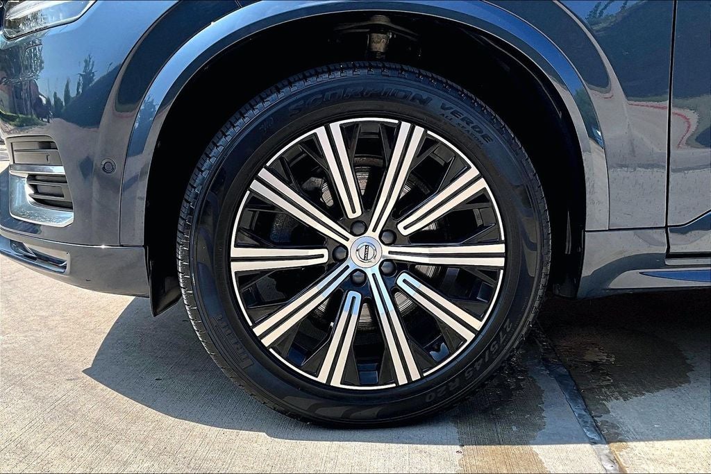 2024 Volvo XC90 B6 Plus Bright Theme