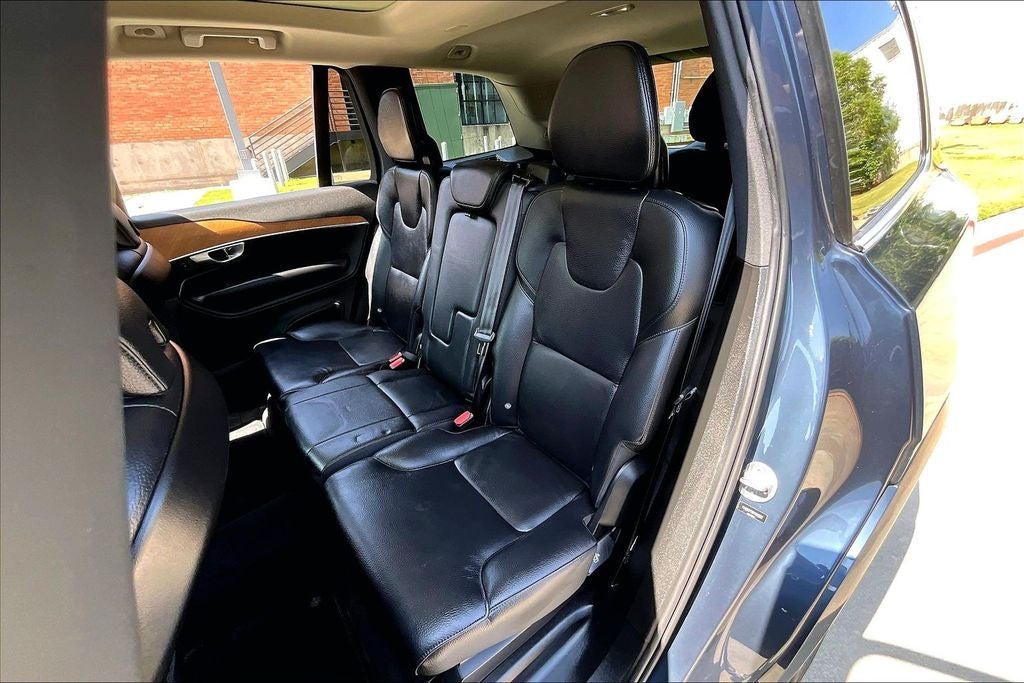 2024 Volvo XC90 B6 Plus Bright Theme