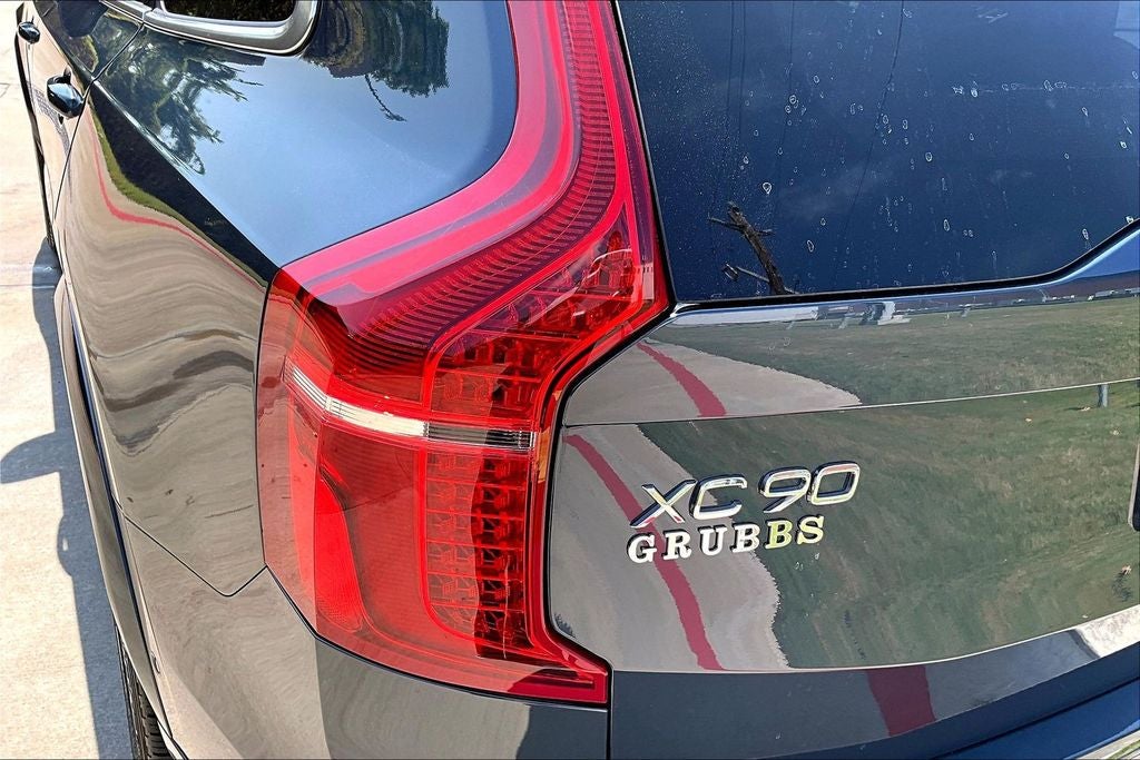 2024 Volvo XC90 B6 Plus Bright Theme