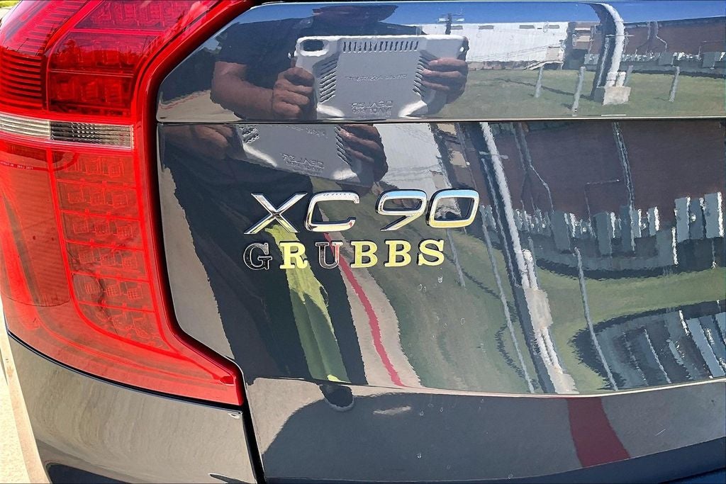 2024 Volvo XC90 B6 Plus Bright Theme