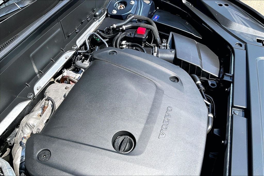 2024 Volvo XC90 B6 Plus Bright Theme