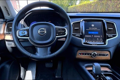 2024 Volvo XC90 B6 Plus Bright Theme