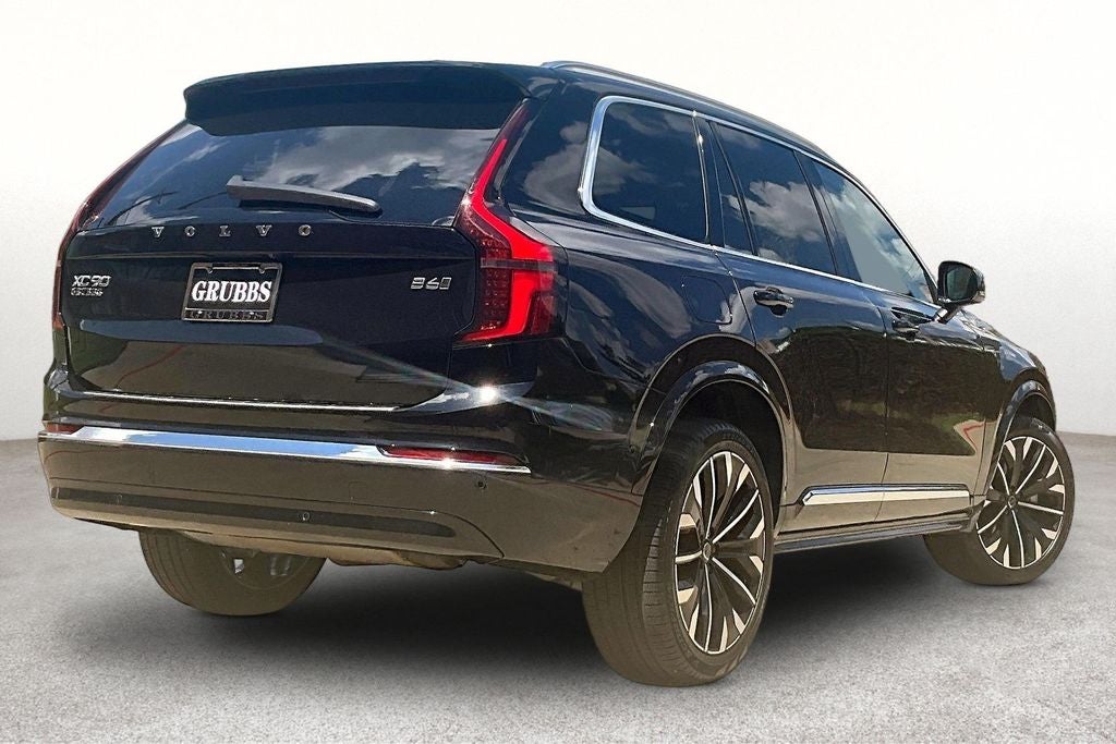 2026 Volvo XC90 B6 Plus 7-Seater