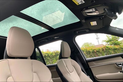 2026 Volvo XC90 B6 Plus 7-Seater