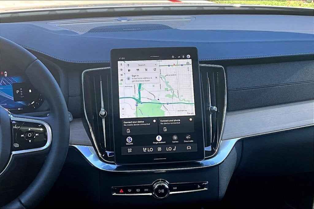 2027 Volvo XC90 B6 Plus 7-Seater