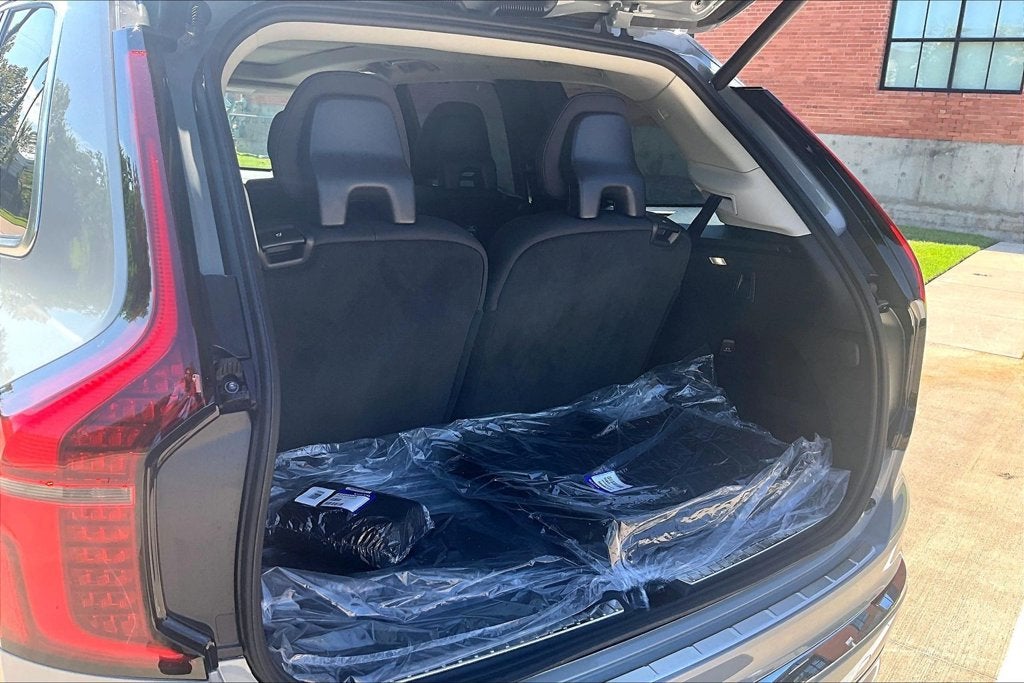 2027 Volvo XC90 B6 Plus 7-Seater