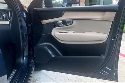 2026 Volvo XC90 B6 Plus 7-Seater