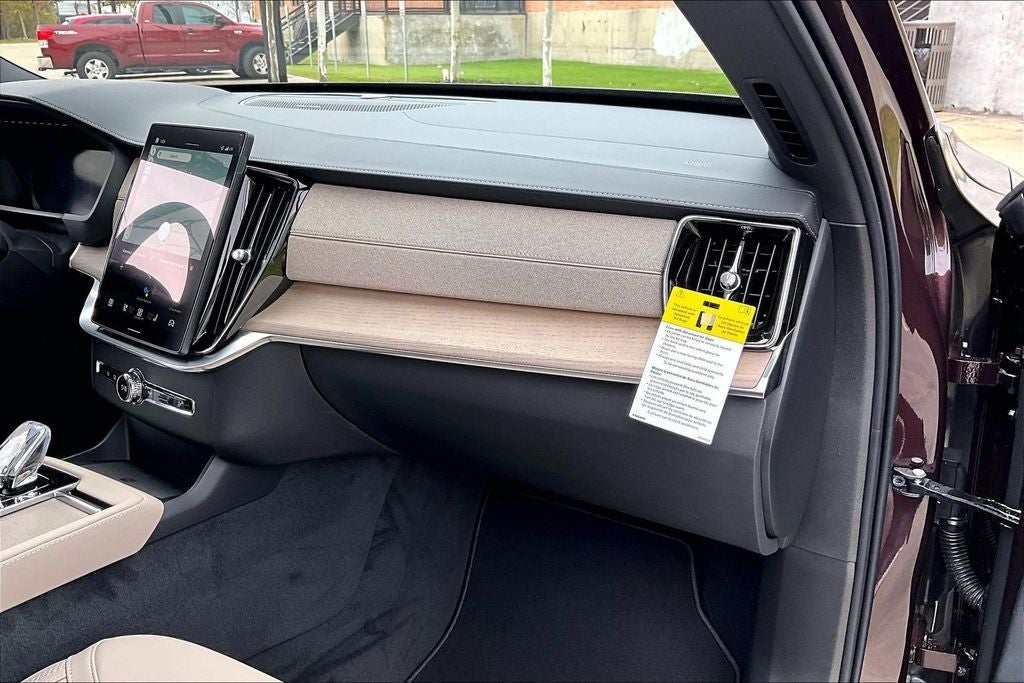 2026 Volvo XC90 B6 Plus 7-Seater