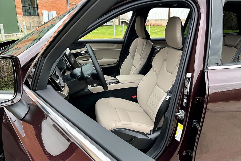 2026 Volvo XC90 B6 Plus 7-Seater