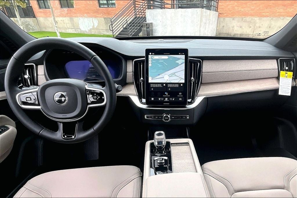 2026 Volvo XC90 B6 Plus 7-Seater