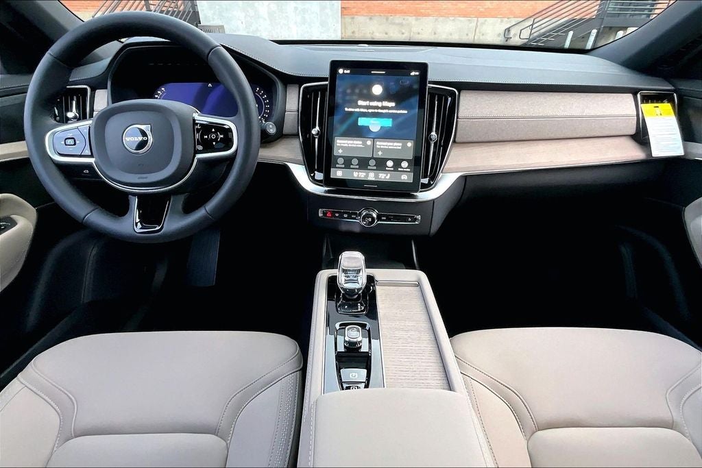 2026 Volvo XC90 B6 Plus 7-Seater