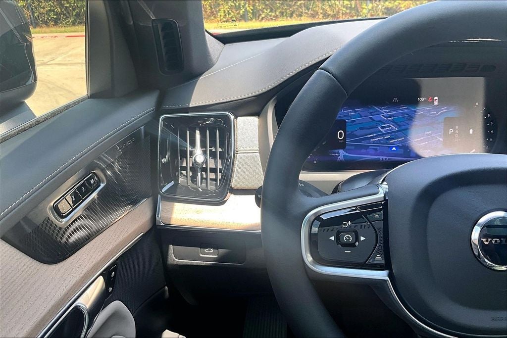 2027 Volvo XC90 B6 Plus 7-Seater