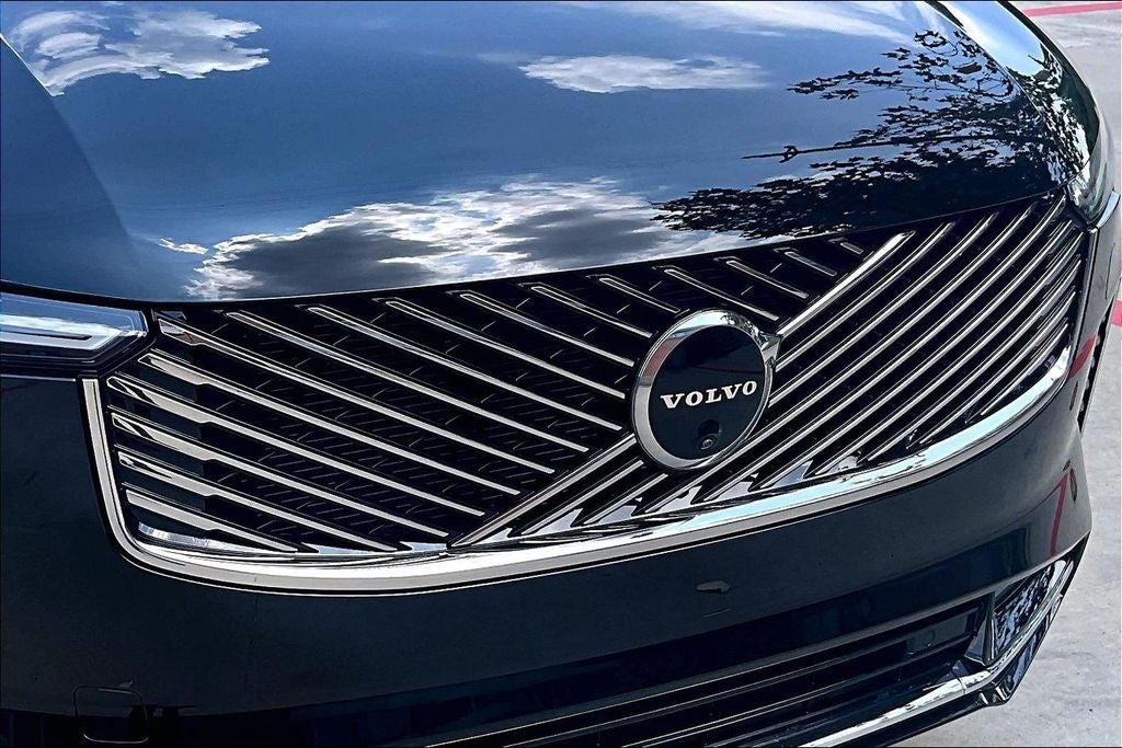 2027 Volvo XC90 B6 Plus 7-Seater