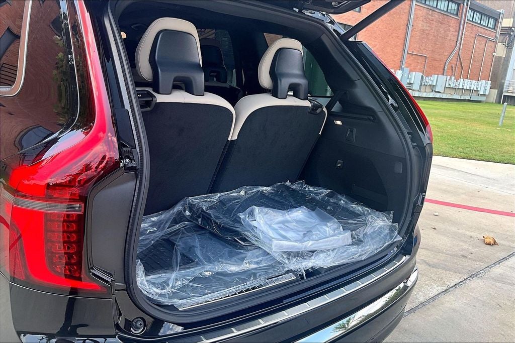 2027 Volvo XC90 B6 Plus 7-Seater