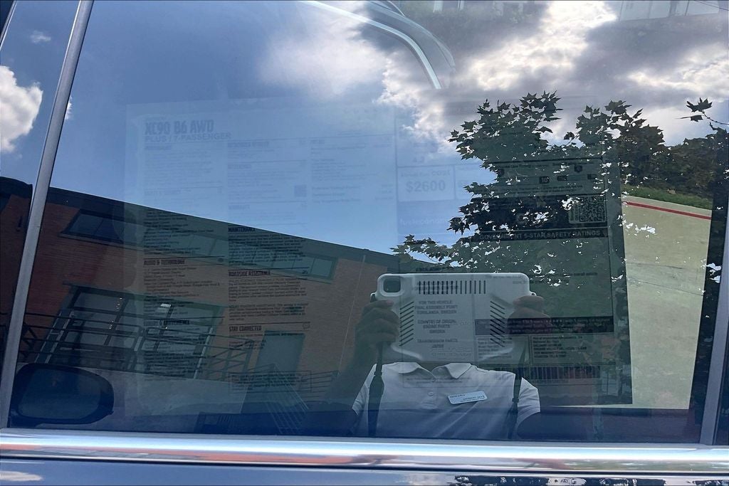 2027 Volvo XC90 B6 Plus 7-Seater