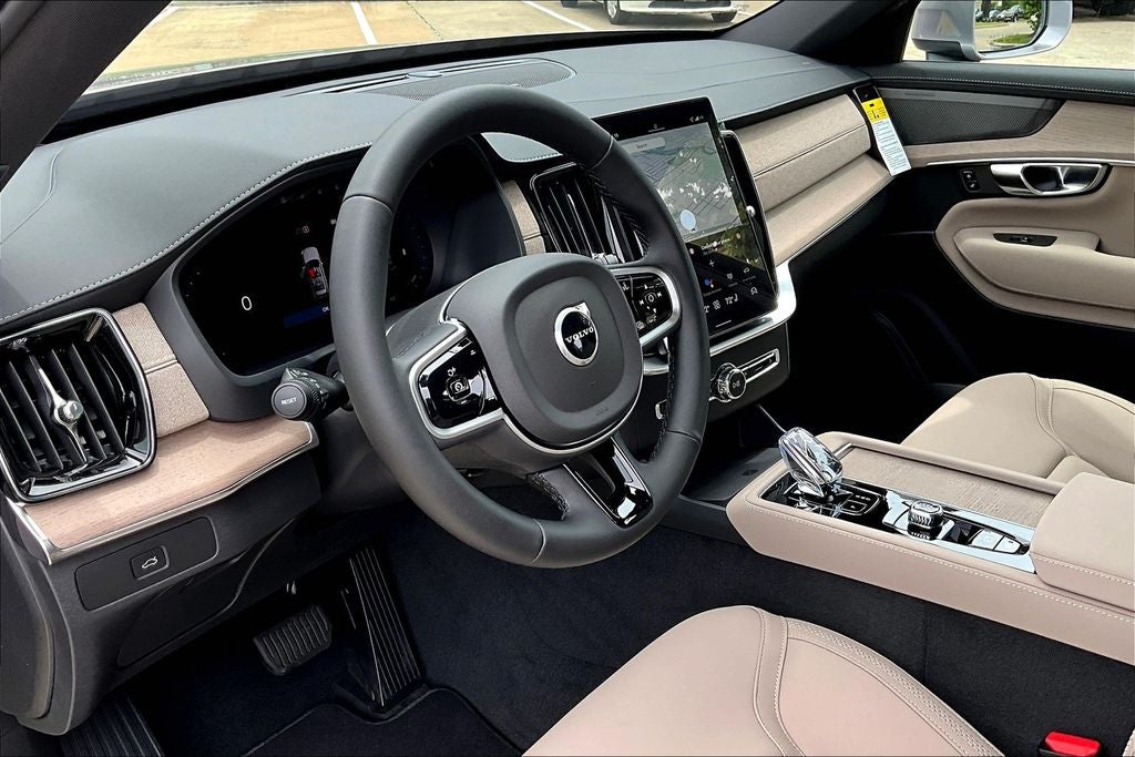 2026 Volvo XC90 B6 Plus 7-Seater