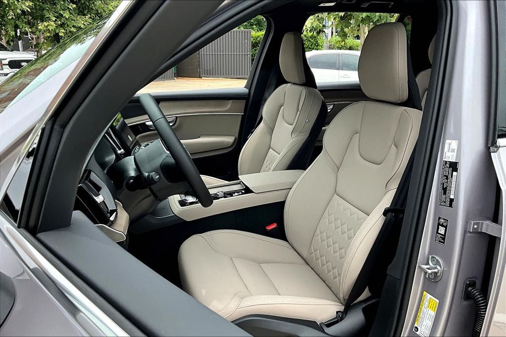 2026 Volvo XC90 B6 Plus 7-Seater