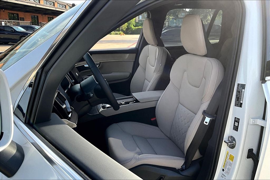 2026 Volvo XC90 B6 Plus 7-Seater