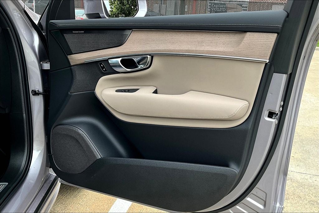 2026 Volvo XC90 B6 Plus 7-Seater