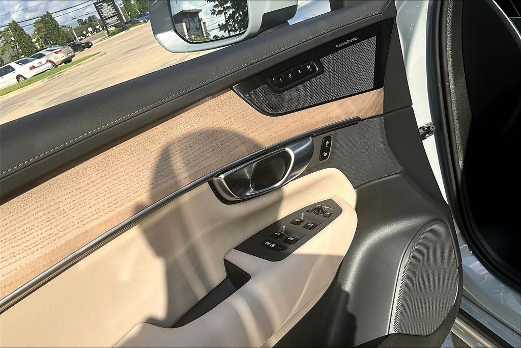 2026 Volvo XC90 B6 Plus 7-Seater