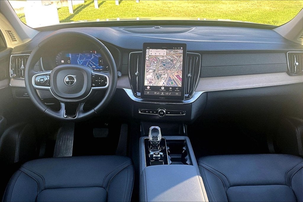 2026 Volvo XC90 B6 Plus 7-Seater