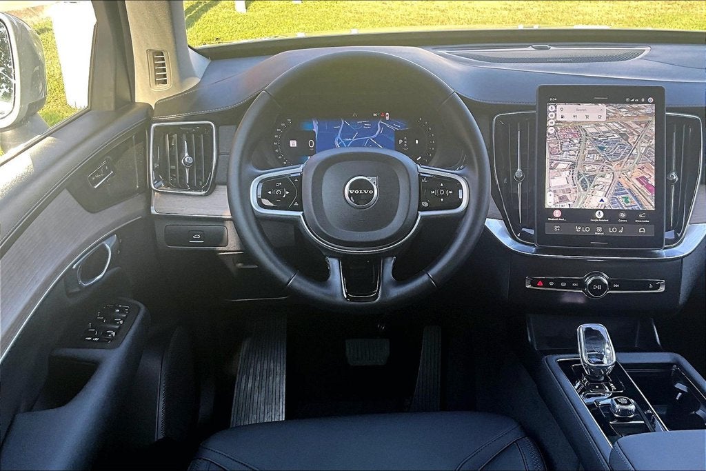 2026 Volvo XC90 B6 Plus 7-Seater