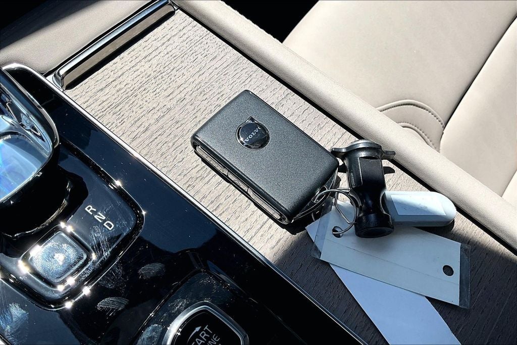 2026 Volvo XC90 B6 Plus 7-Seater