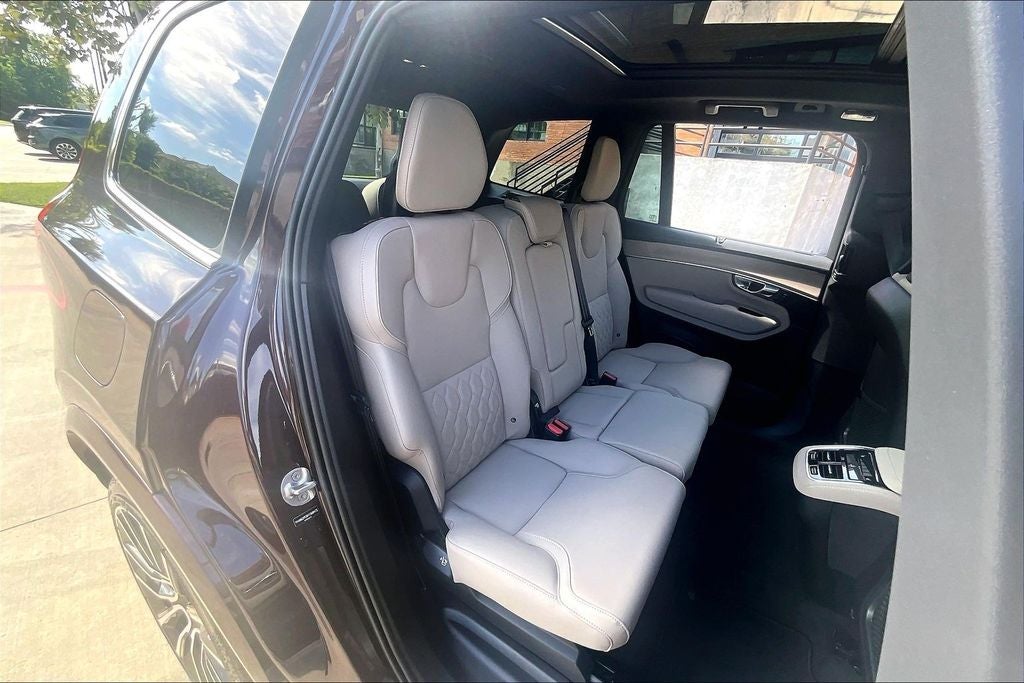 2027 Volvo XC90 B6 Plus 7-Seater