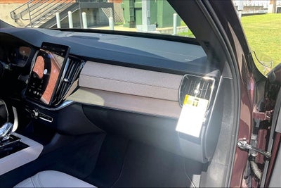 2027 Volvo XC90 B6 Plus 7-Seater