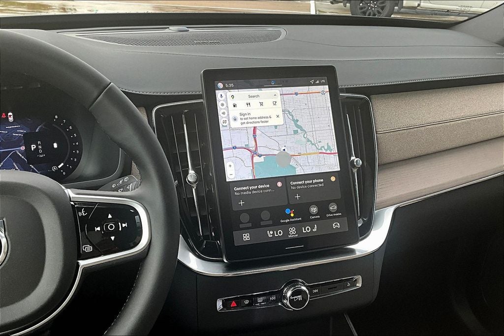 2026 Volvo XC90 B6 Plus 7-Seater