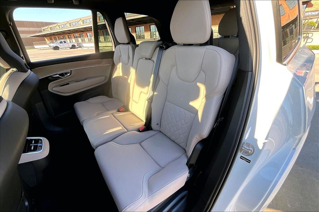 2026 Volvo XC90 B6 Plus 7-Seater