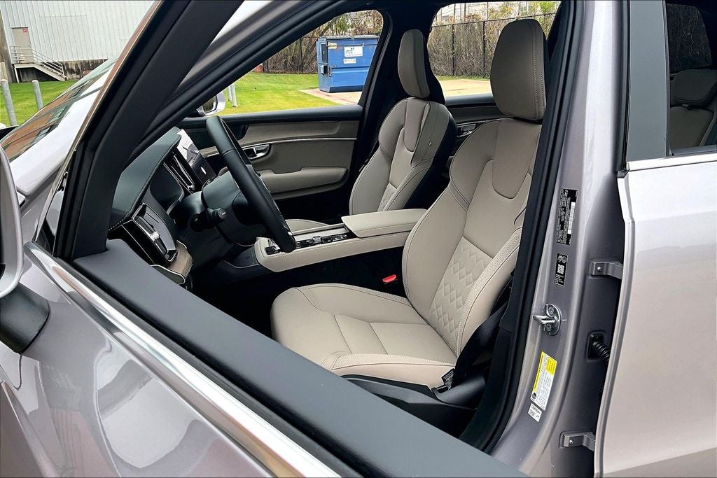 2026 Volvo XC90 B6 Plus 7-Seater