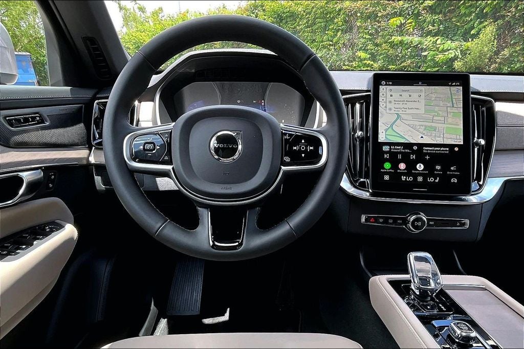 2026 Volvo XC90 B6 Plus 7-Seater