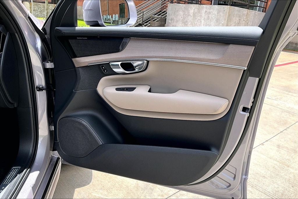2026 Volvo XC90 B6 Plus 7-Seater