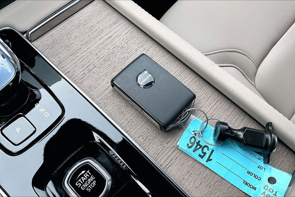 2026 Volvo XC90 B6 Plus 7-Seater