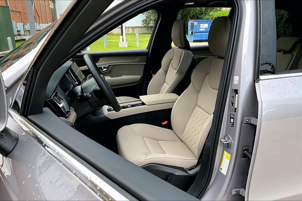 2026 Volvo XC90 B6 Plus 7-Seater