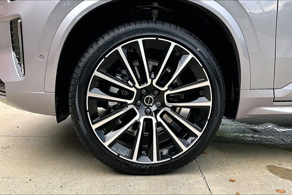 2026 Volvo XC90 B6 Plus 7-Seater
