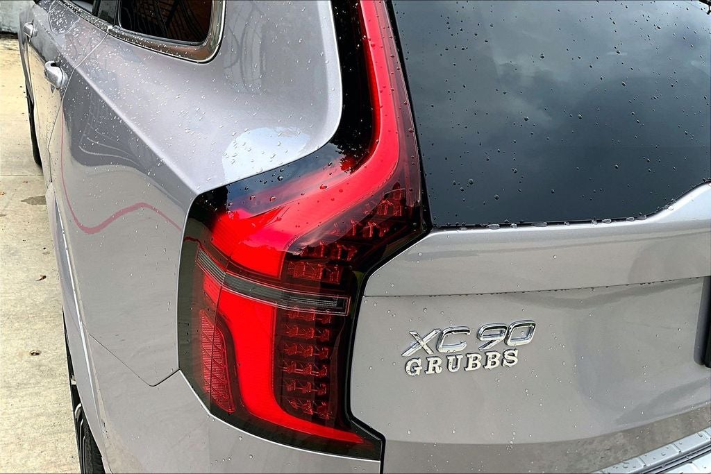 2026 Volvo XC90 B6 Plus 7-Seater