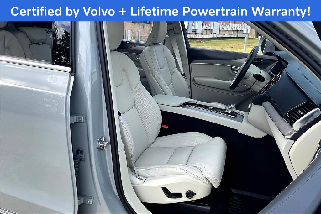 2025 Volvo XC90 B6 Ultra