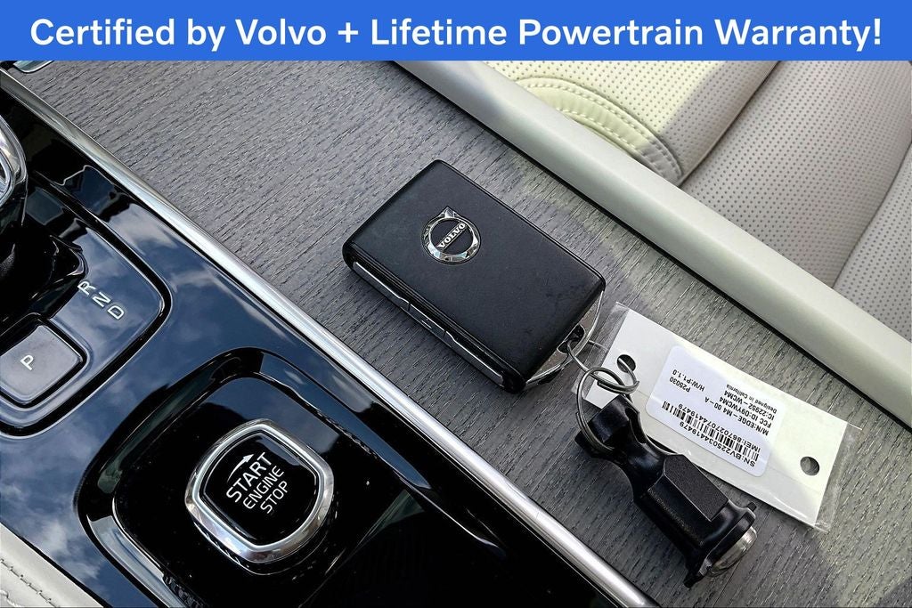 2025 Volvo XC90 B6 Ultra