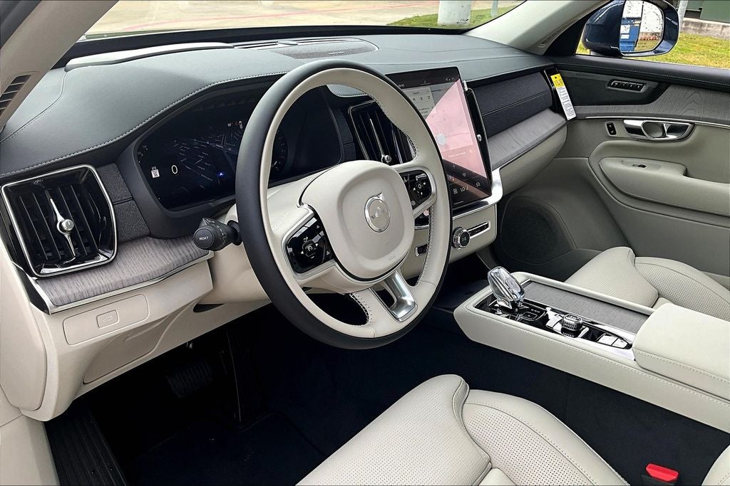 2026 Volvo XC90 B6 Ultra