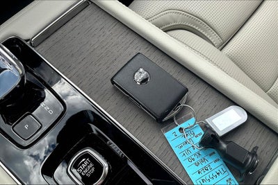 2026 Volvo XC90 B6 Ultra