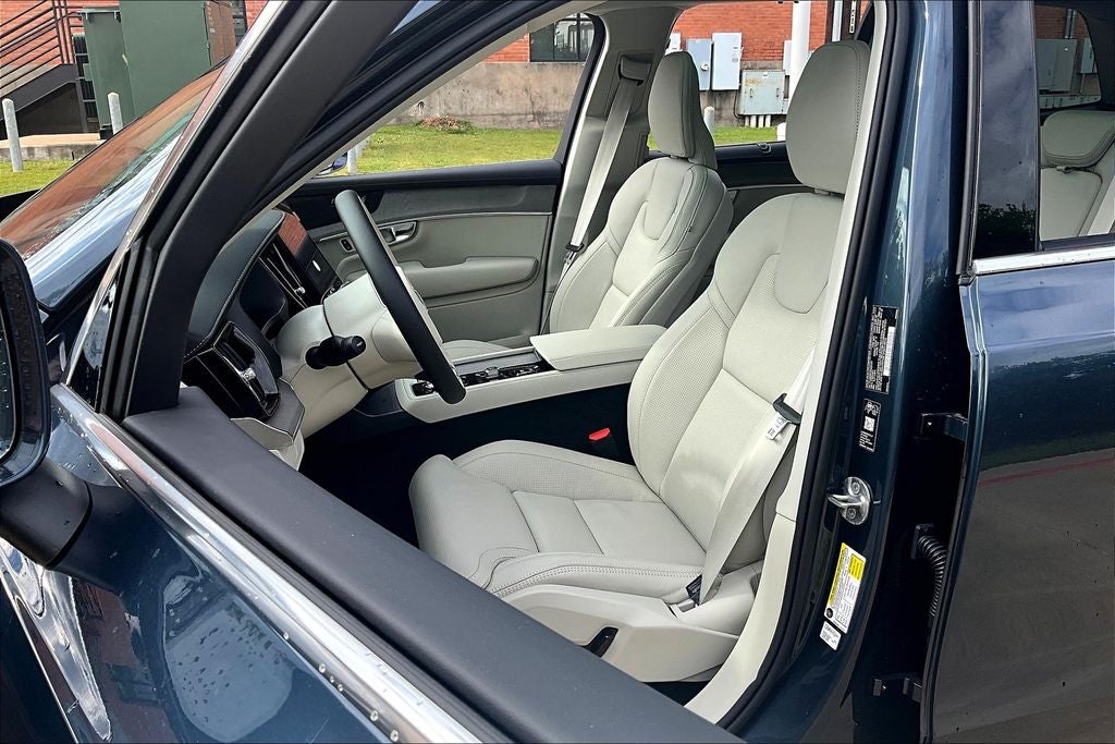 2026 Volvo XC90 B6 Ultra