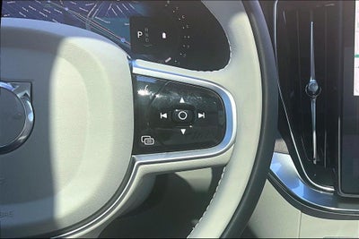 2026 Volvo XC90 B6 Ultra