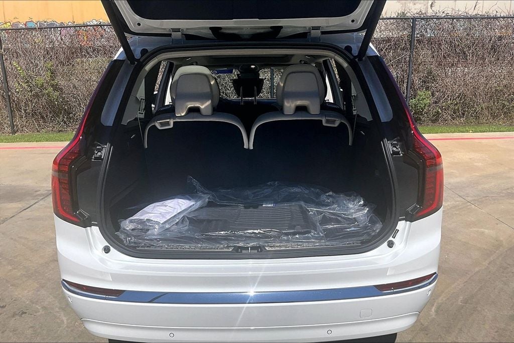 2026 Volvo XC90 B6 Ultra