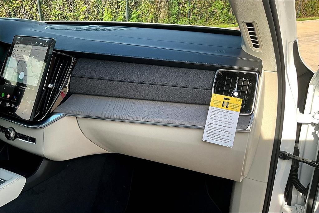 2026 Volvo XC90 B6 Ultra