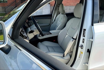 2026 Volvo XC90 B6 Ultra