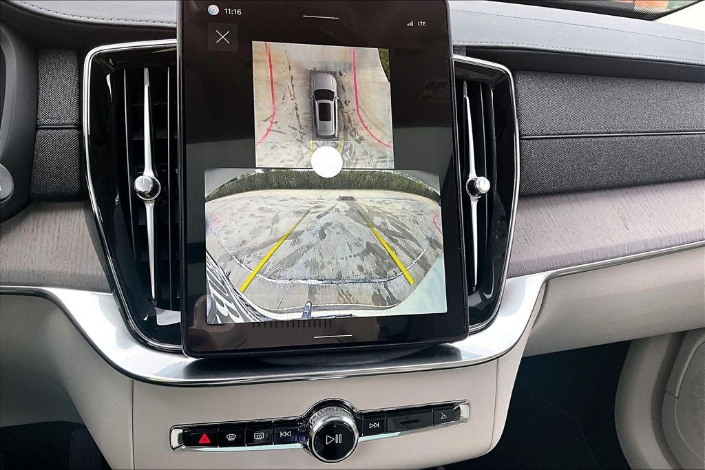 2026 Volvo XC90 B6 Ultra